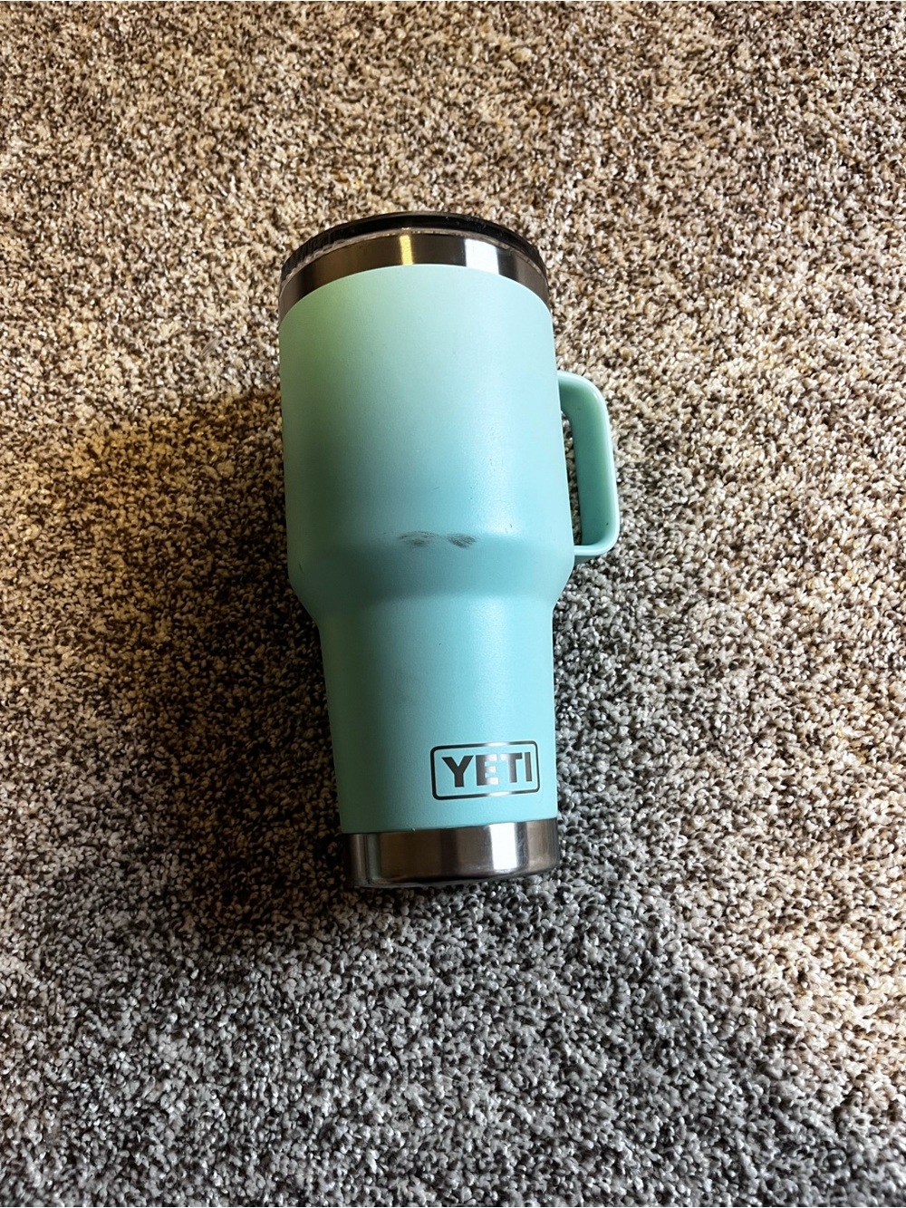 YETI Rambler 30 oz Travel Mug Seafoam Handle Tumbler with Lid Insulated